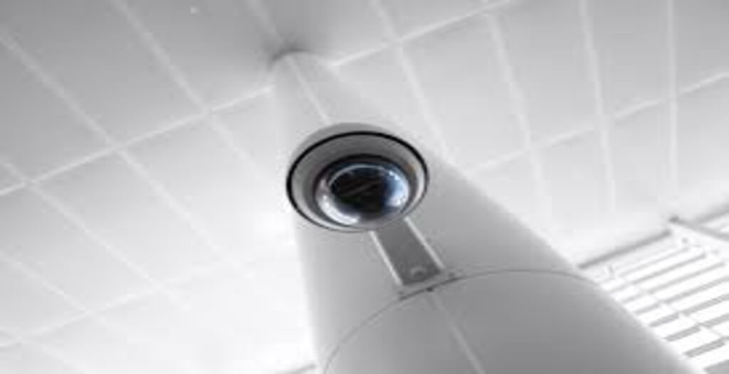 CCTV Reassures Customers and Locals